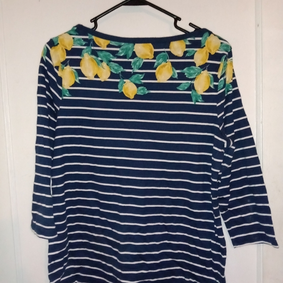 Croft and Barrow sz med sweater - Picture 2 of 3